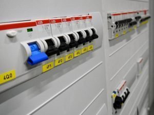 gece-açık-elektrikçi-acil-elektrikçi-7-24-elektrikçi